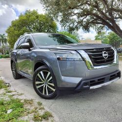 2024 Nissan Pathfinder Platinum Awd