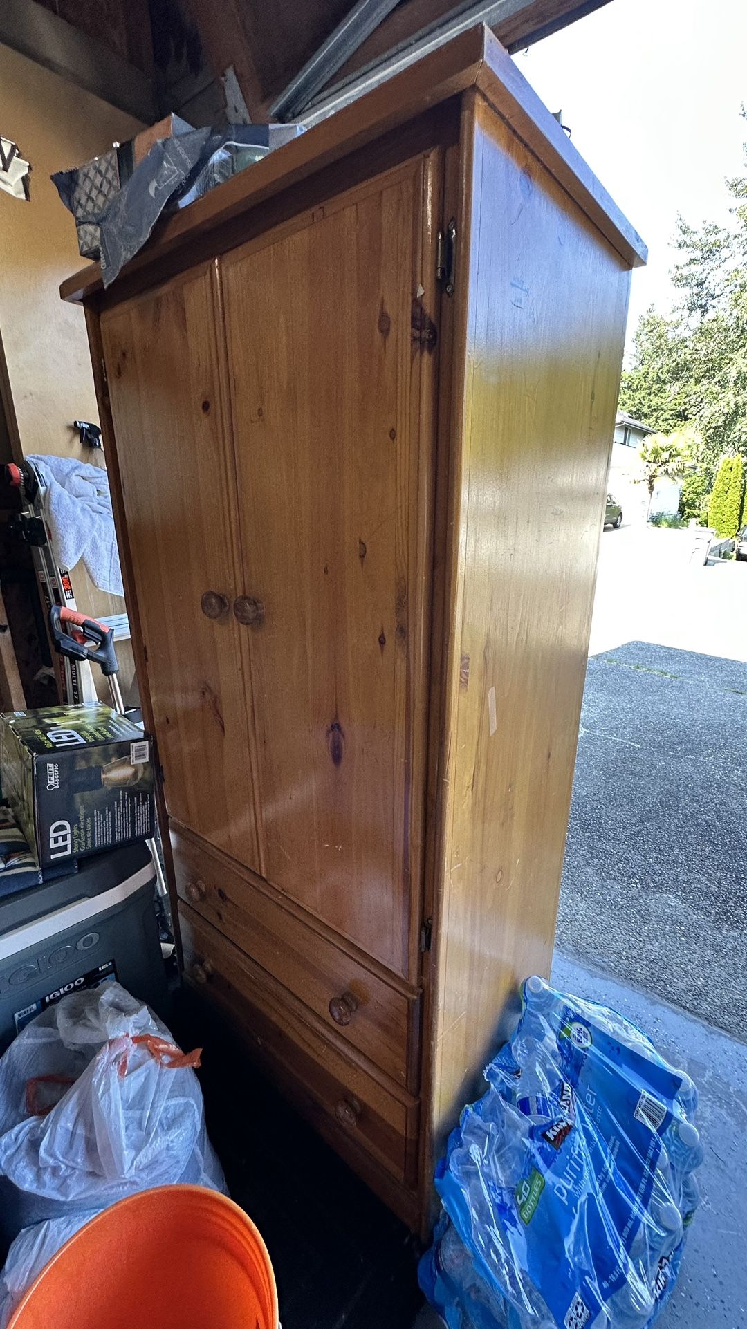 Dresser