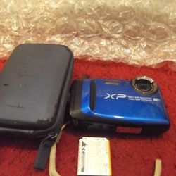 Fujifilm Finepix XP90 Waterproof Camera