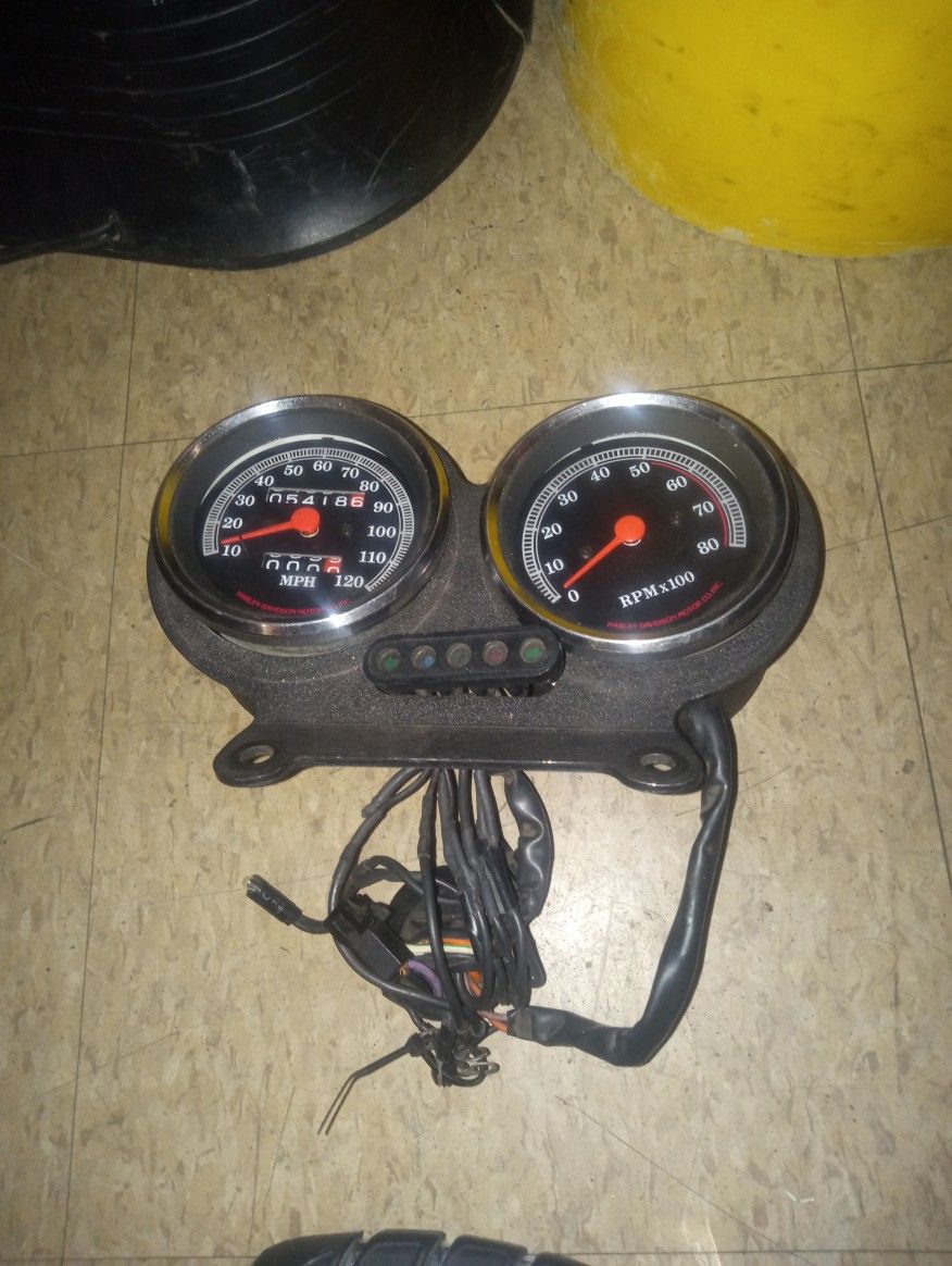 Speedometer And RPMs For Harley-Davidson