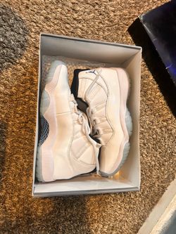 Jordan 11 Legend blue