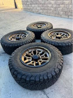 New rims 17x9 6 lugs 6x135 for any for F150 used tires 285/70r17