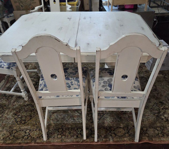 Vintage White Table & Chairs