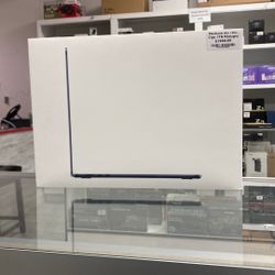 15” MacBook Air M4 Chip 32gb/1TB SSD