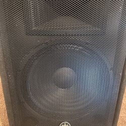Two Yamaha Dj Speakers