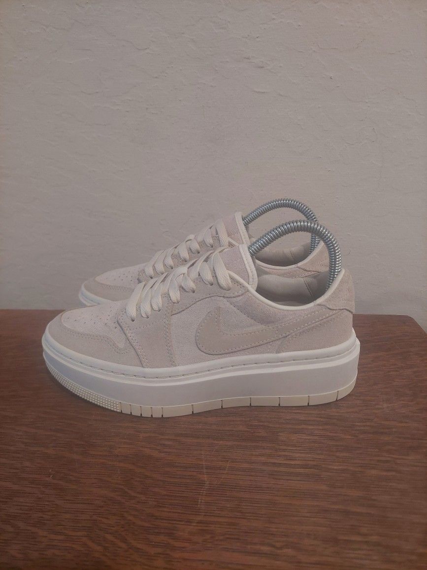 Nike Air Jordan 1 Elevate Low Sail/Coconut Milk Fashion Sneakers
Women's Size 6