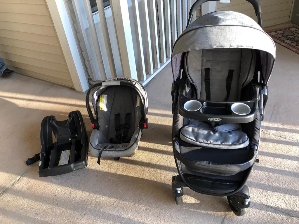 Graco Modes Travel system, Dayton . Stroller , car seat and base