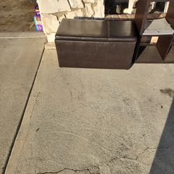 Free - Storage Bench