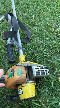 Gas String Trimmer / Weed Eater