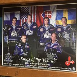 Autograph Picture Of La Kings Players