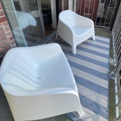 Ikea Indoor/Outdoor rug  (4’4” X 6’5”) 