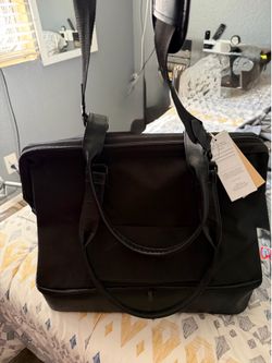 Beis travel bag