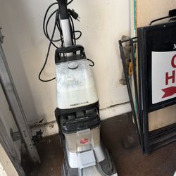 Hoover PowerScrub XL  carpet Cleaner And Shampooed 