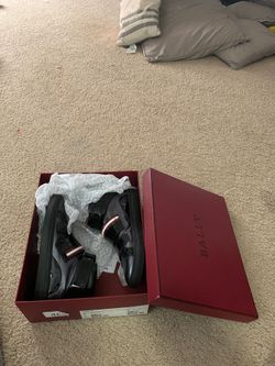 Bally Herick 0100M Black lamb size 9.5 mens Clean!