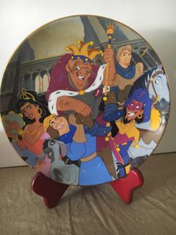 Disney Notre Dame plate collection