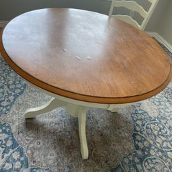 French Country table And 4 Chairs 