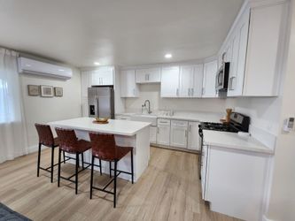 Kitchen cabinets solid wood and countertops
