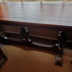 ANTIQUE MAHOGANY TABLE 