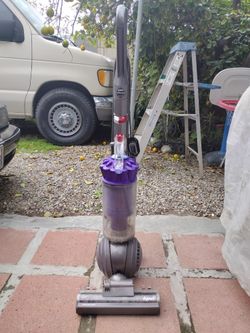 The Dyson Ball Multi Floor Origin vacuum cleaner