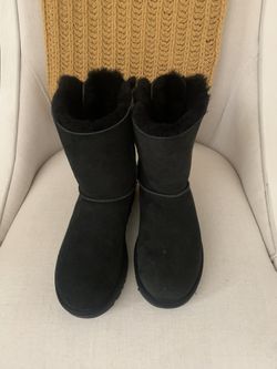 New Black Ugg Boots Size 7