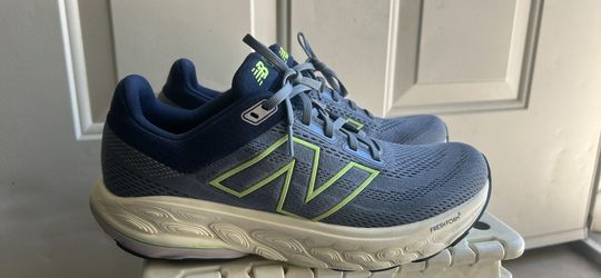 Running shoes