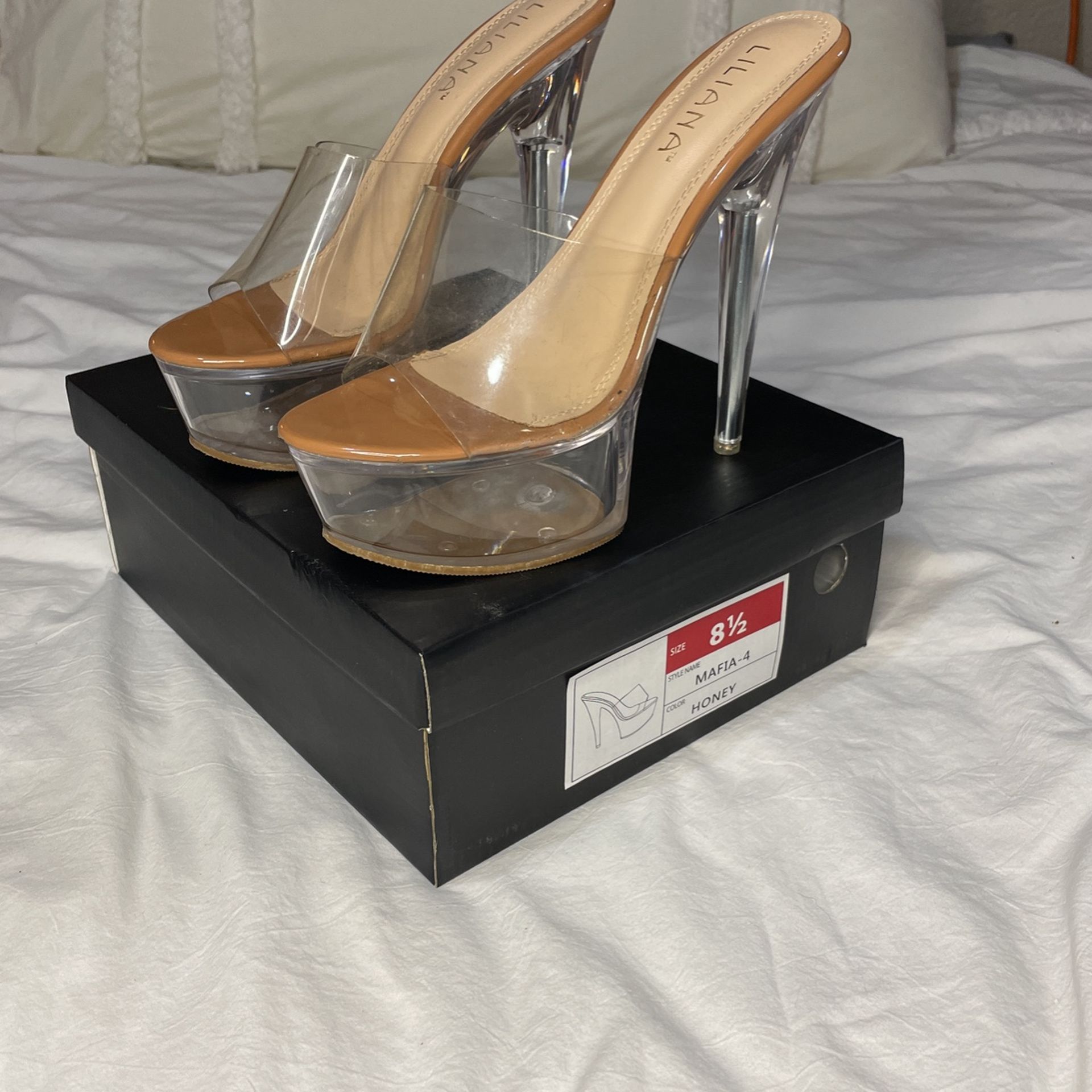 Size Women’s 8 1/2 Clear Acrylic Platform Stiletto