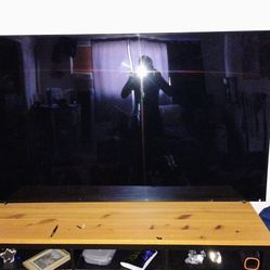 Samsung Smart TV 72 inch