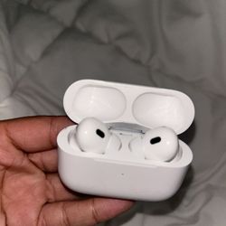 Air Pods Pro’s 2 Gen
