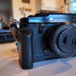 Fuji X Pro 2 Mirrorless Camera