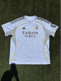 Real Madrid Home 25/26 Men's 2XL Jersey