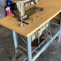 Industrial Sewing Machine Model CS 4002