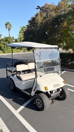 EZGO Golf Cart (w/ Lithium Battery)