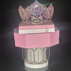 Beautiful Quince Crown