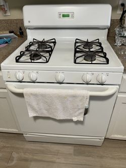 White stove