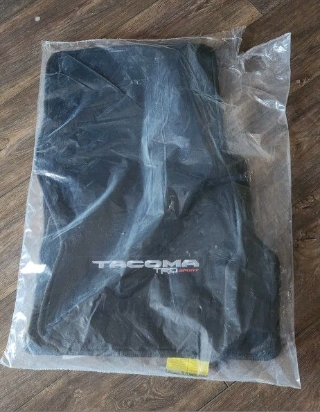 2024-25 Toyota Tacoma TRD SPORT Floor Mat NEW