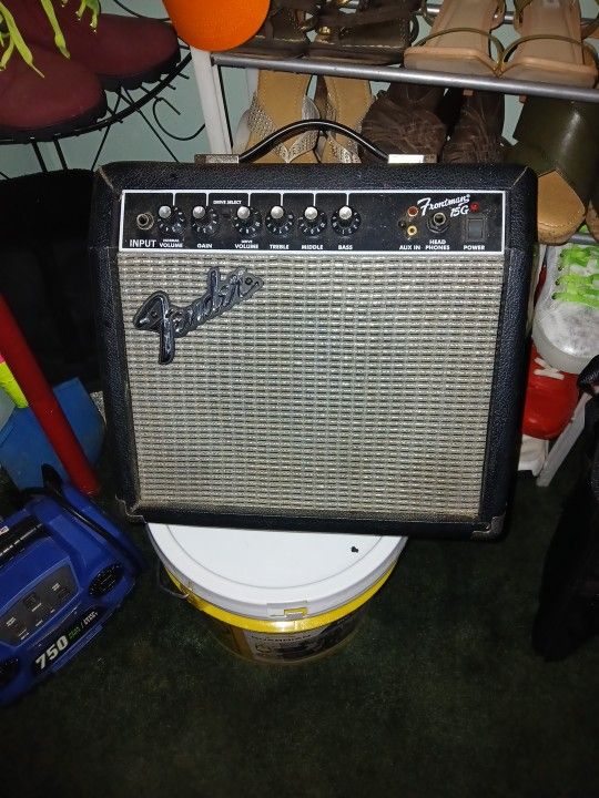 Fender Guitar Amp G15
