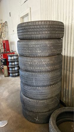 275/60/20 Goodyear