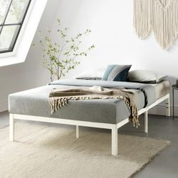 Brand New (Damaged Box) Mellow Metal Platform Bed with Patented Wide Steel Slats, White, King