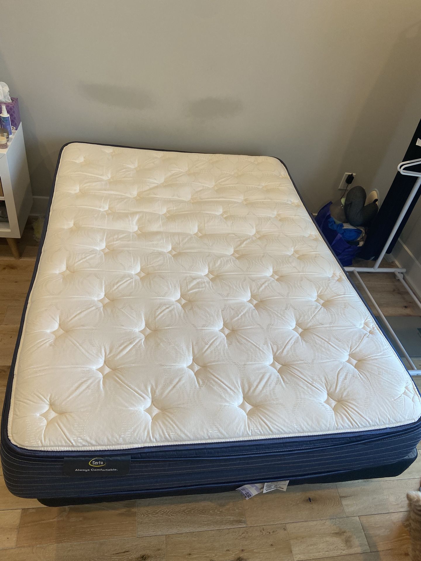 Full Size Serta Mattress