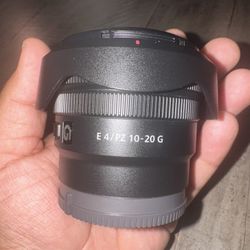 Sony - E PZ 10-20mm F4 G APS-C constant aperture power zoom lens G lens - Black