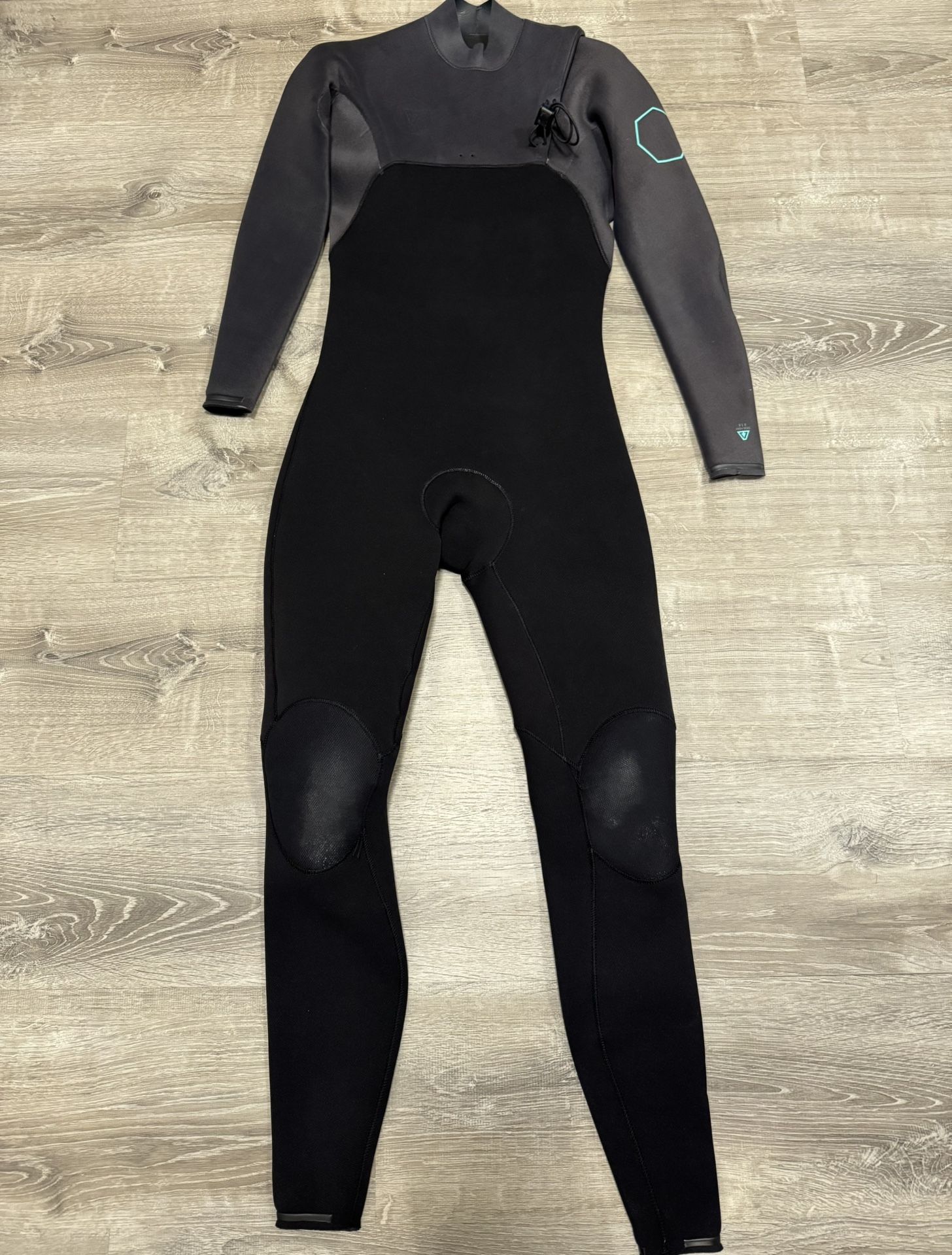 Vissla 3/2mm Full Wetsuit High Seas II Size MT Zip Free