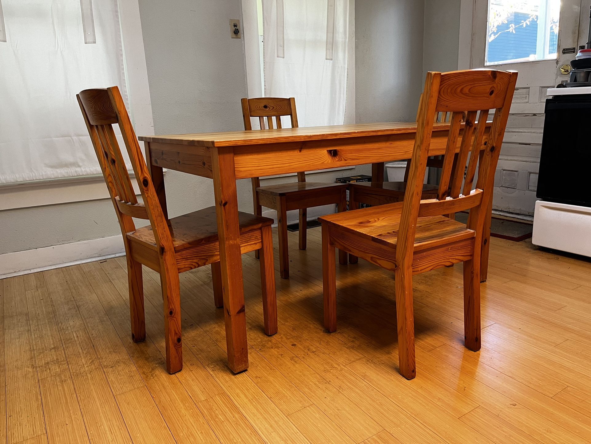 Solid Wood Table With Leaf