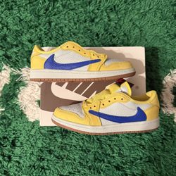 Travis Scott Jordan 1 Low Yellow Canary 