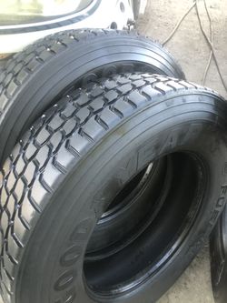 Usadas 295/75/ 22.4