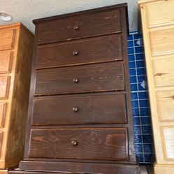 New 5 Drawer Dresser