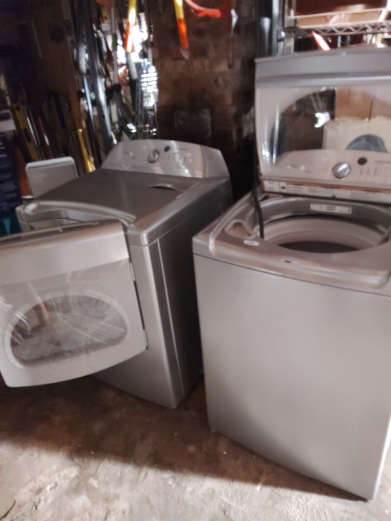 Whirlpool Washer And Dryer