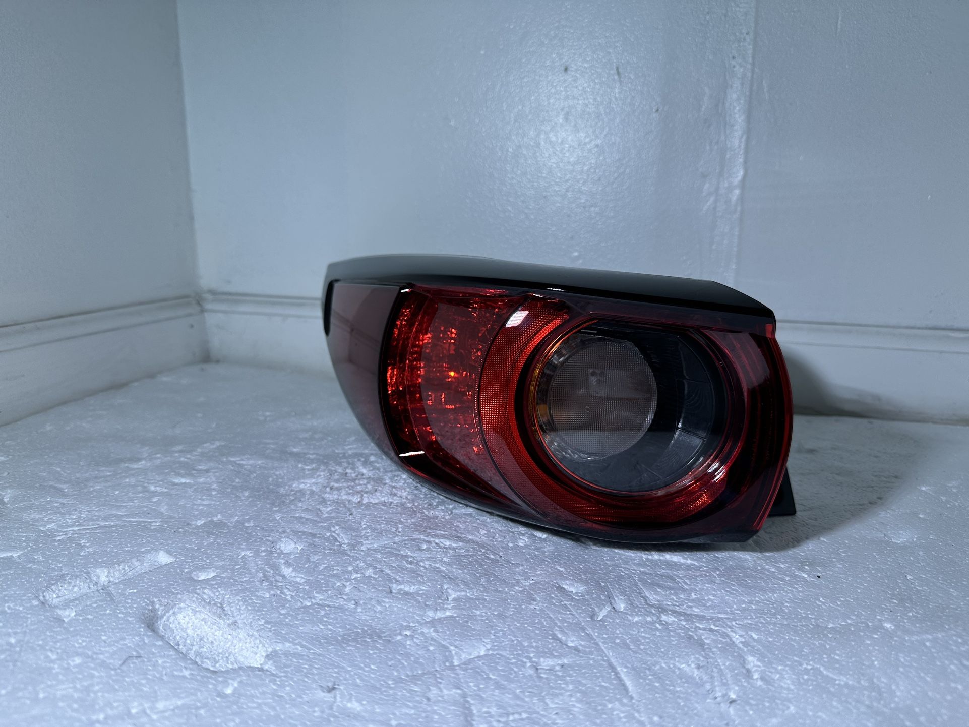 Mazda CX5/CX-5 Outer Driver Side Taillight Year 2017-2021
