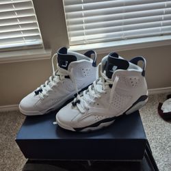AIR JORDAN  6 RETRO  WHITE AND MIDNIGHTBLUE