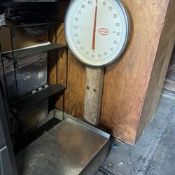Vintage Chatillon Floor Scale