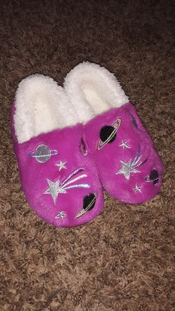 Girls slippers